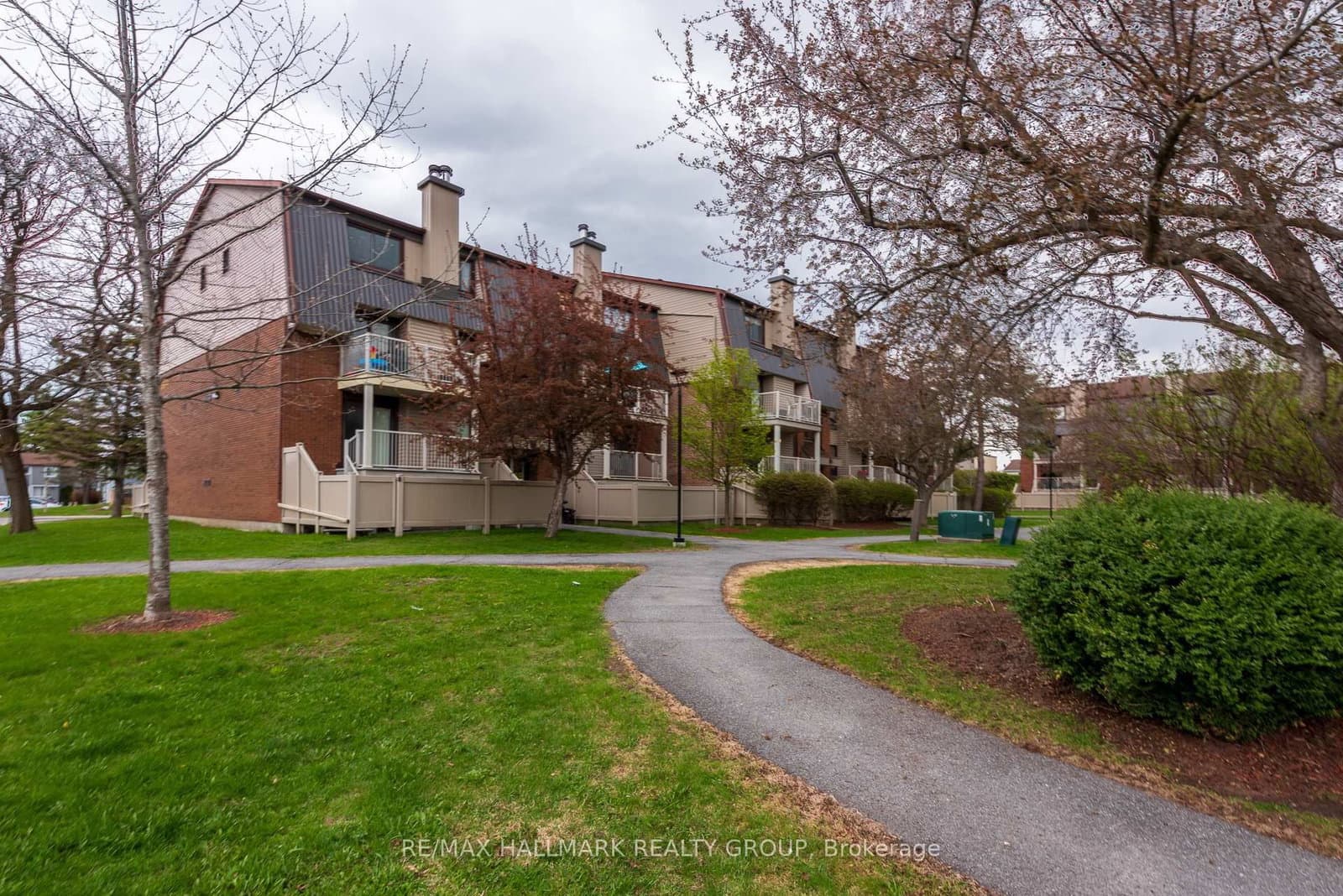 8 - 49 Sherway Drive, Ottawa, ON — photo 3