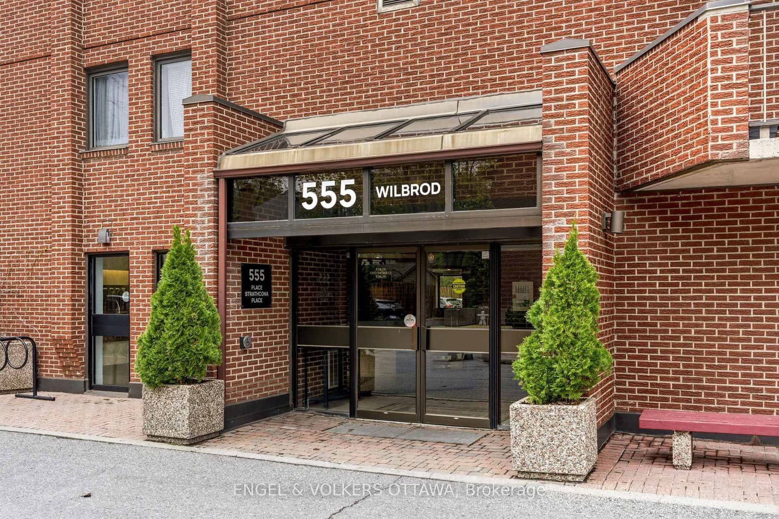 103 - 555 WILBROD Street, Ottawa, ON — photo 2