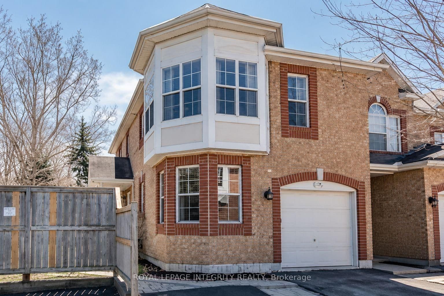 35 Heartleaf Private, Ottawa, ON