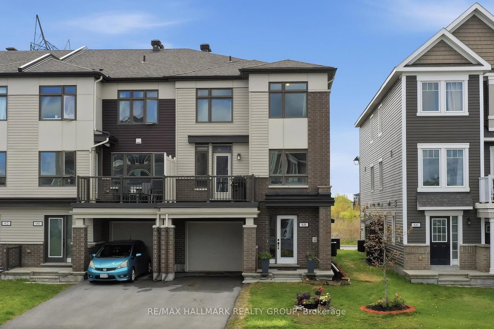 88 Feathertop Lane, Ottawa, ON