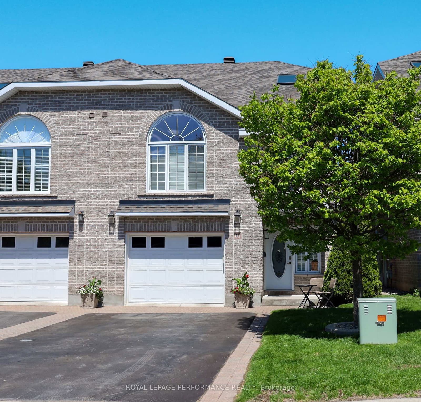 61 Callaway Court, Orleans, ON
