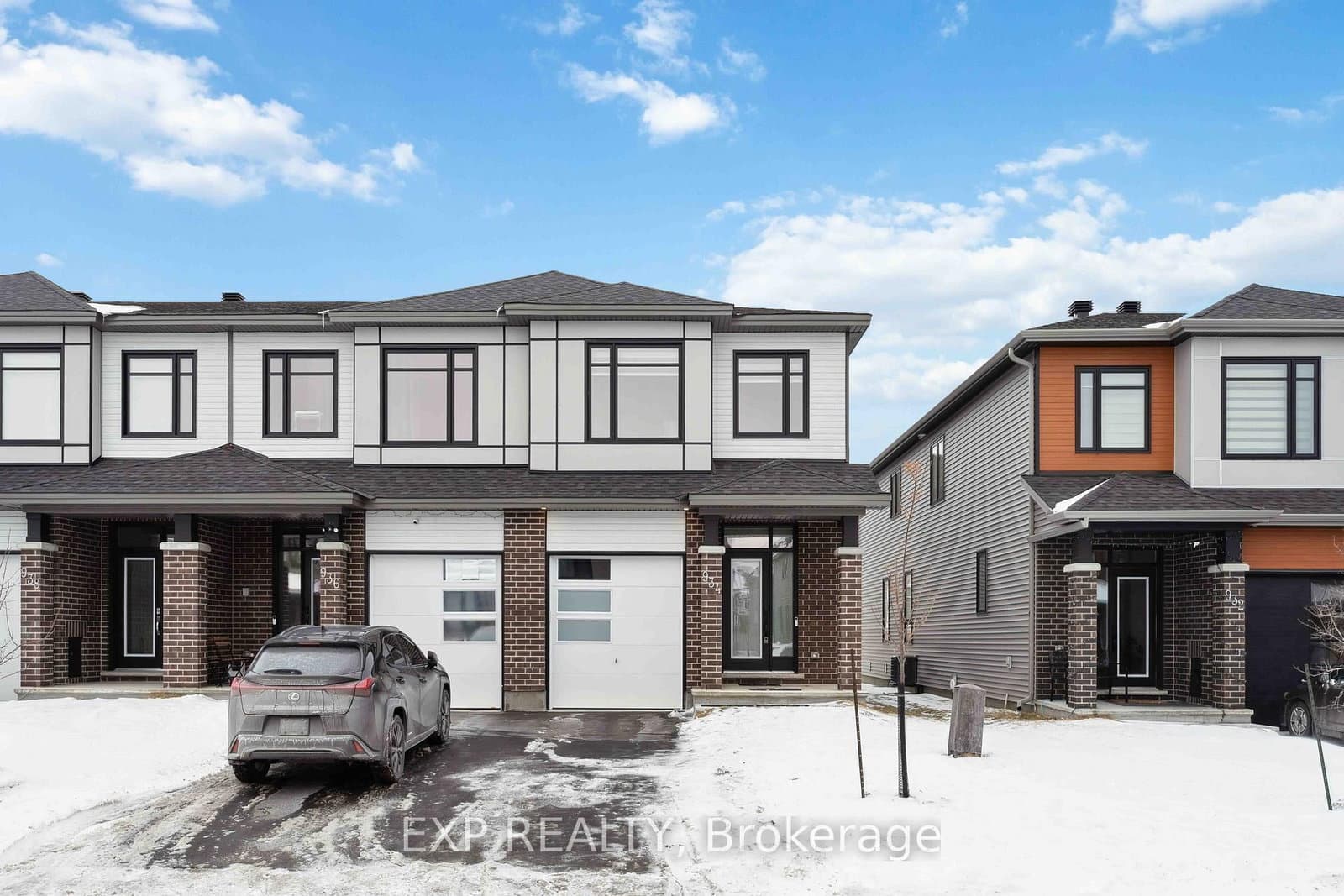 934 Clarkia Street, Ottawa, ON — photo 2
