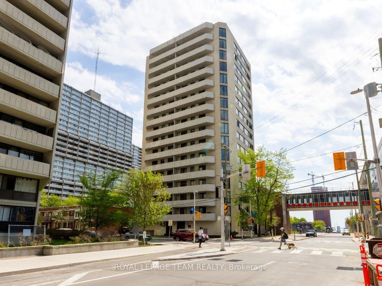 404 - 200 Bay Street, Ottawa, ON