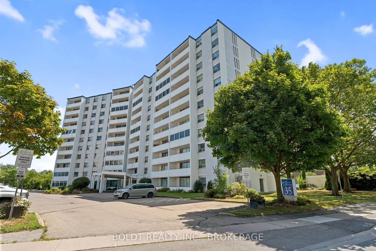 1008 - 35 Towering Heights Boulevard, St. Catharines, ON