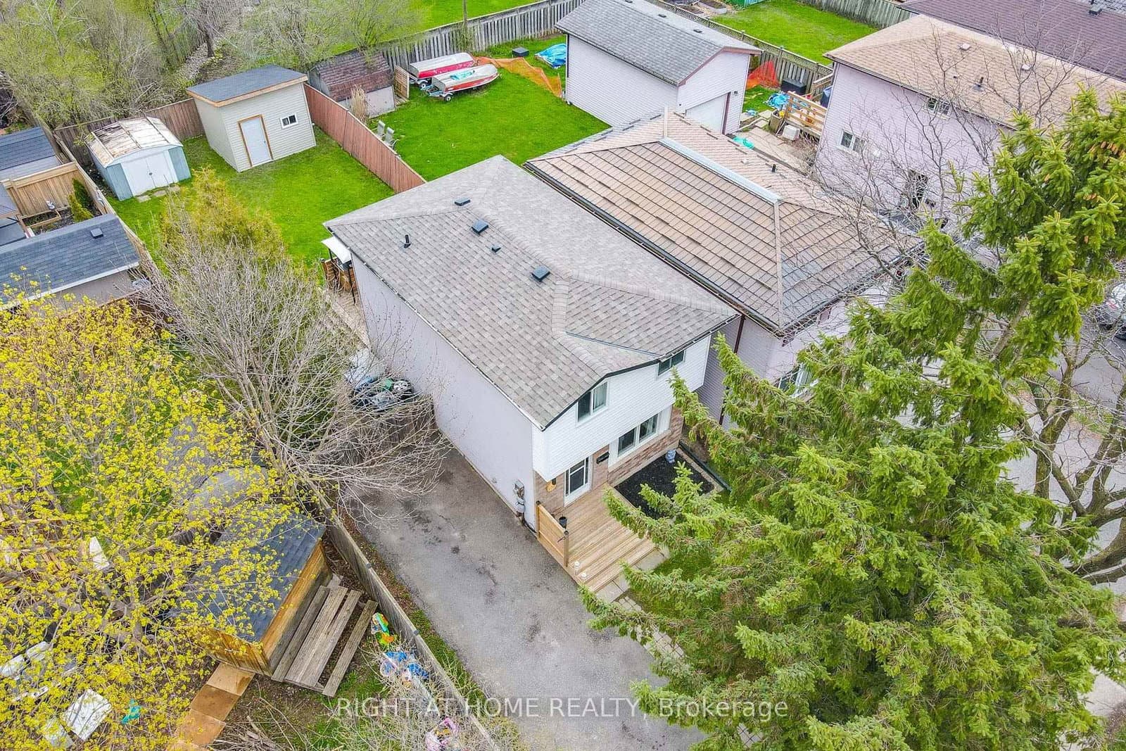 152 Hadati Road, Guelph, ON