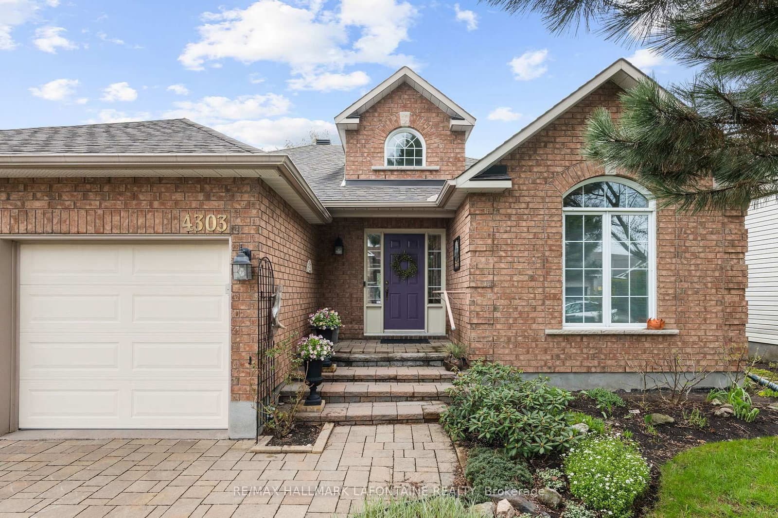 4303 Totem Drive, Ottawa, ON — photo 2