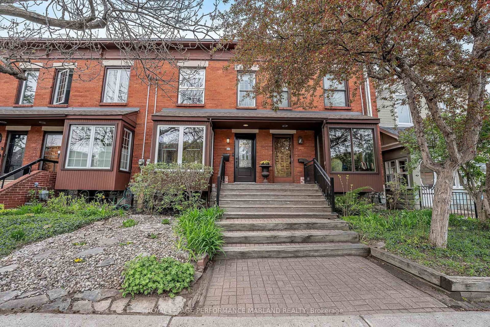 35 Strathcona Avenue, Ottawa, ON