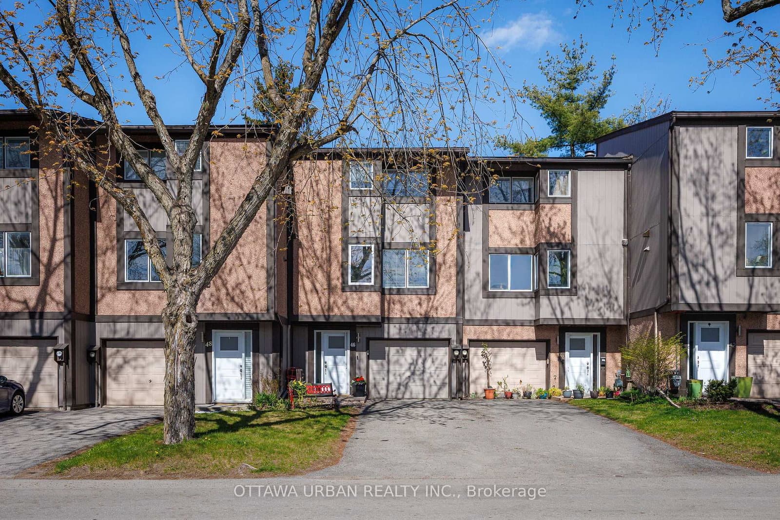 46 Reaney Court, Kanata, ON
