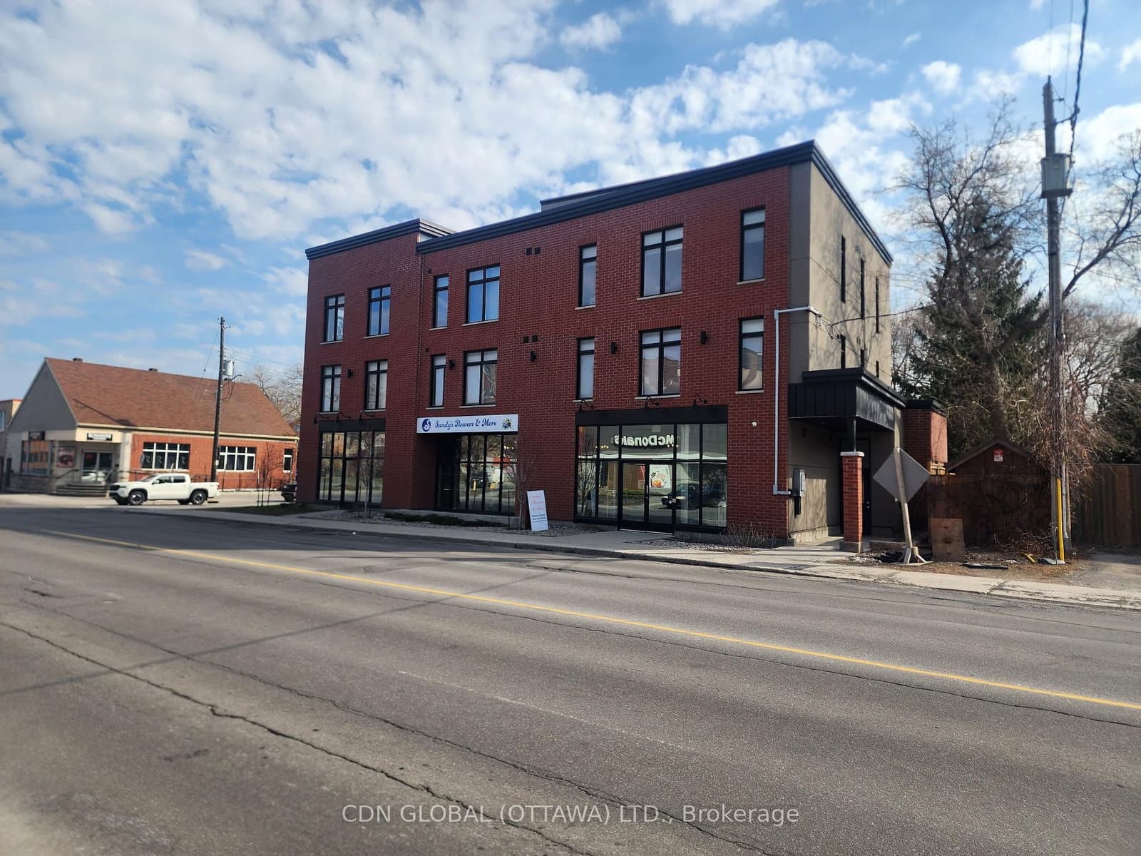 144 Renfrew Avenue, Ottawa, ON