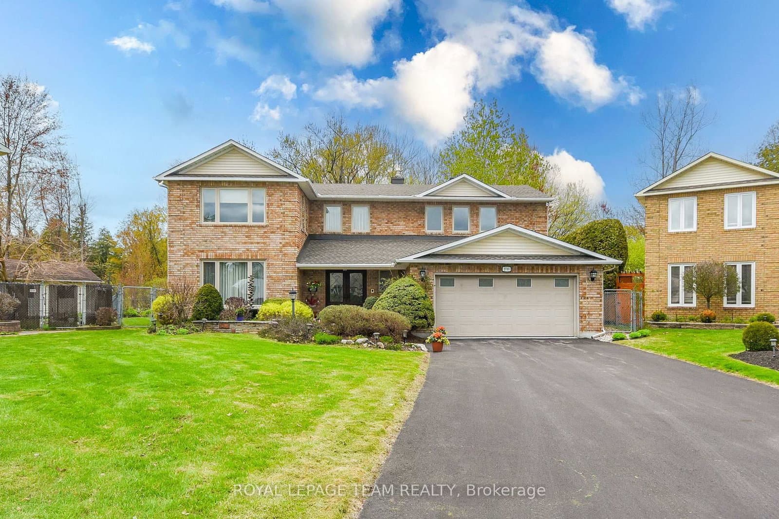 2711 Wyldewood Street, Ottawa, ON