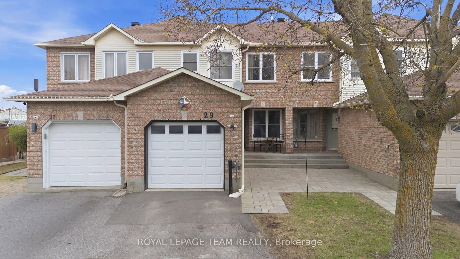 29 Grenadier Way, Ottawa, ON — photo 2
