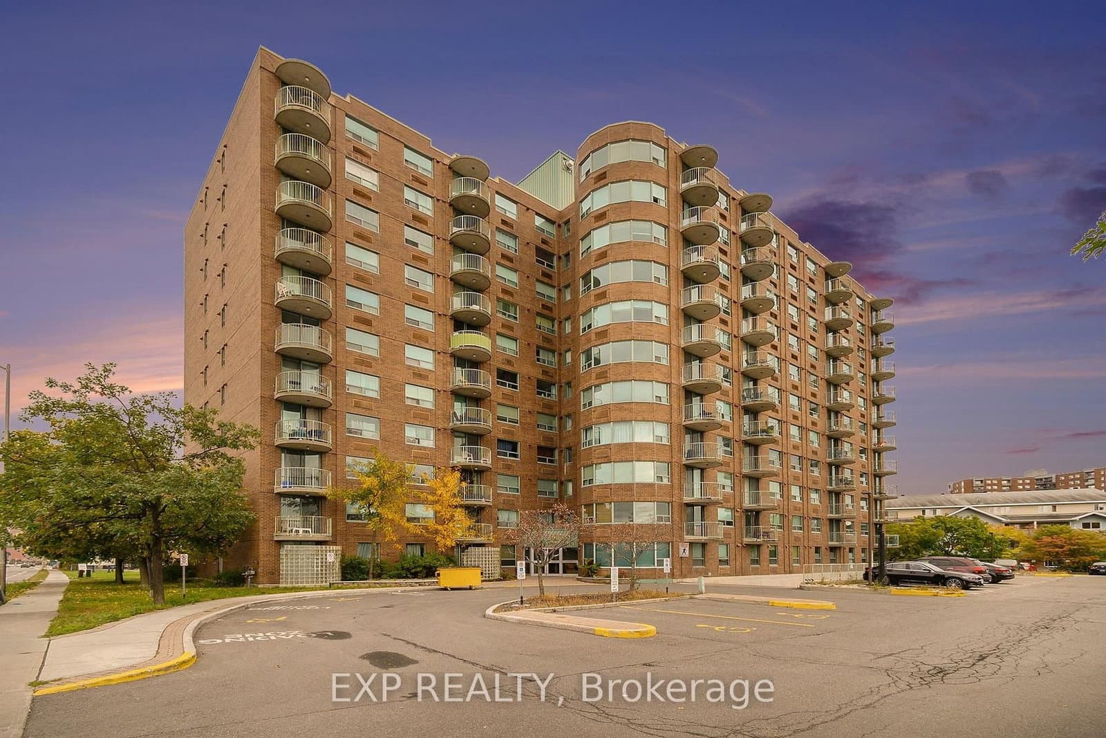 312 - 1440 Heron Road, Ottawa, ON