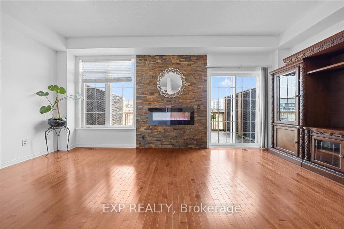 628 Pepperville Crescent, Ottawa, ON — photo 3