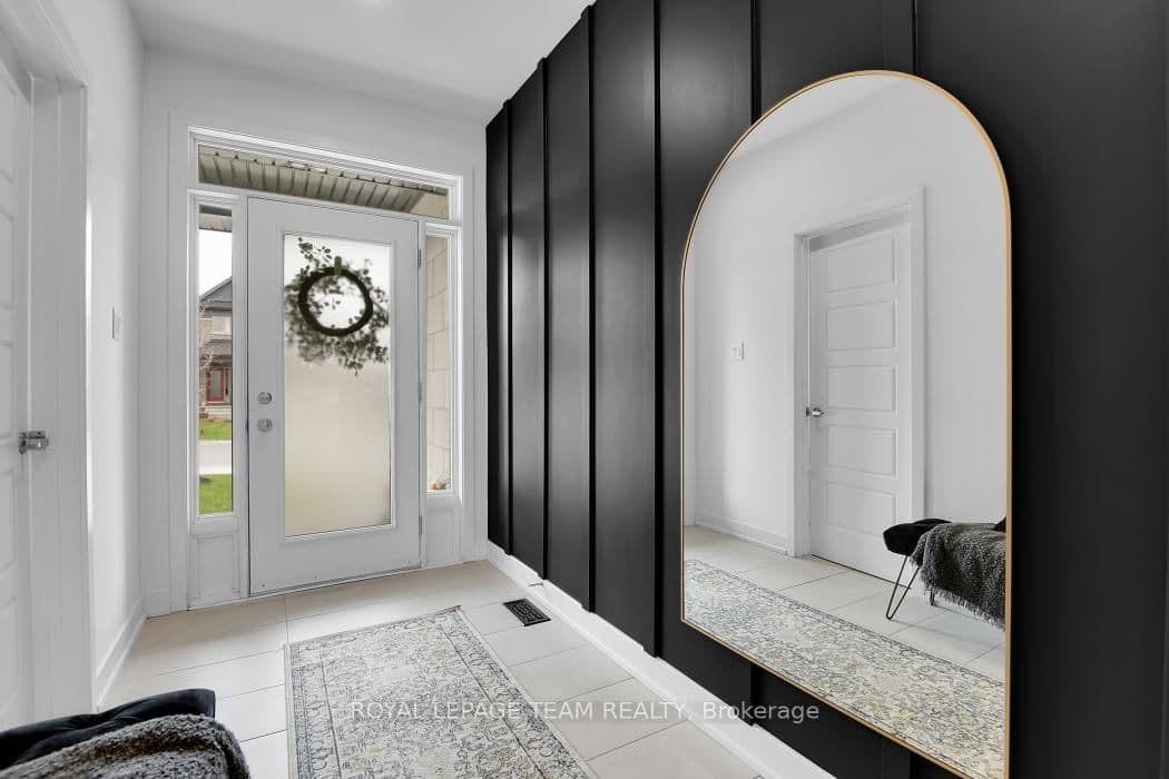 516 Bobolink Ridge, Ottawa, ON — photo 3