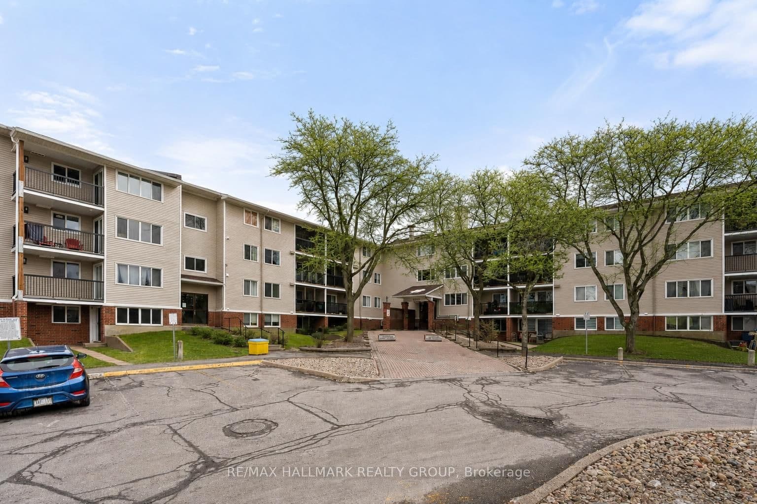 315 - 6532 Bilberry Drive, Ottawa, ON