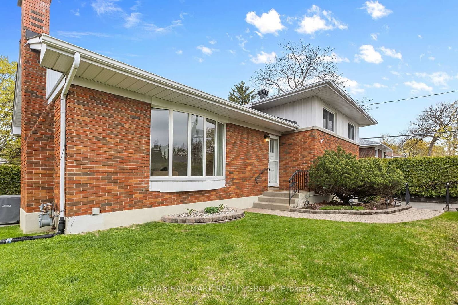 1981 Navaho Drive, Ottawa, ON