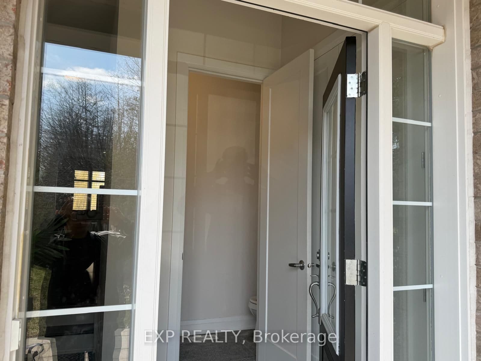 138 RYLAND Street, Ottawa, ON — photo 3