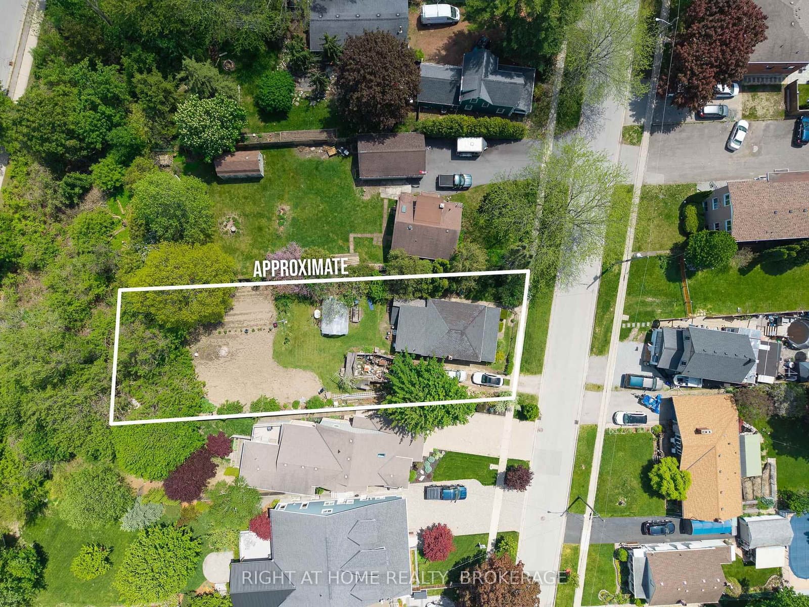 20 John Street, St. Catharines, ON — photo 2