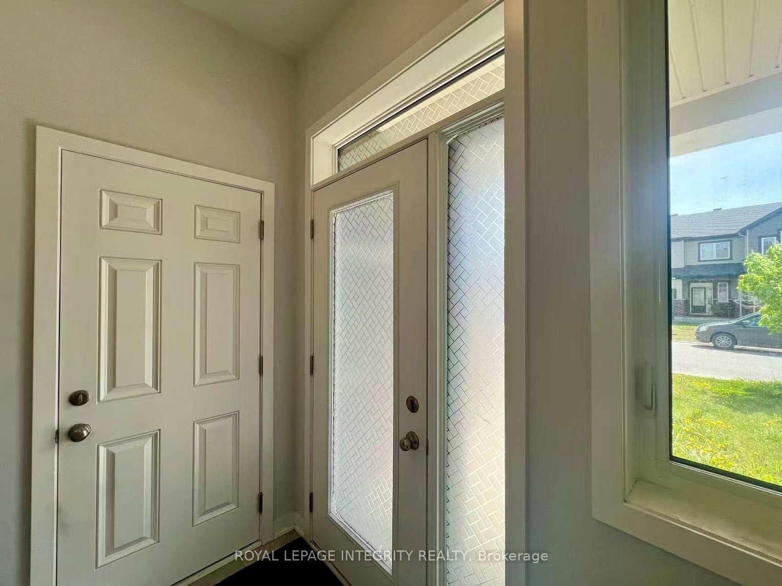 55 Kindred Row, Ottawa, ON — photo 3