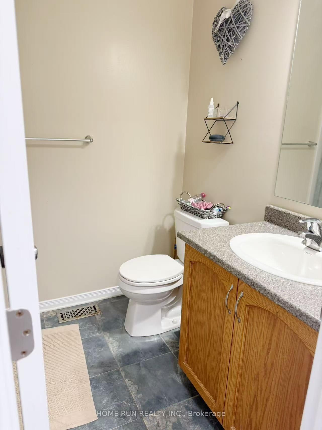 212 Losino Crescent, Ottawa, ON — photo 3