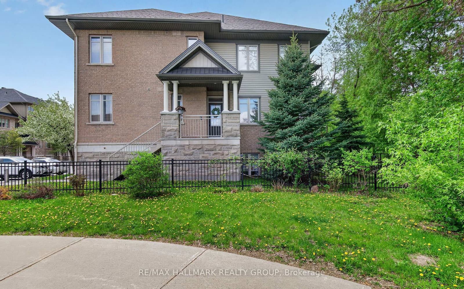 14 - 15 Tadley Private, Ottawa, ON — photo 3