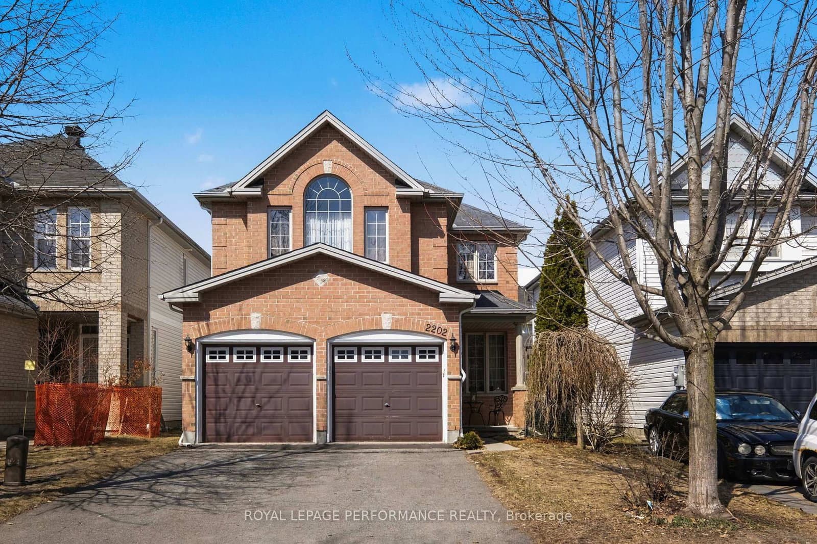 2202 Clendenan Crescent, Orleans, ON — photo 2