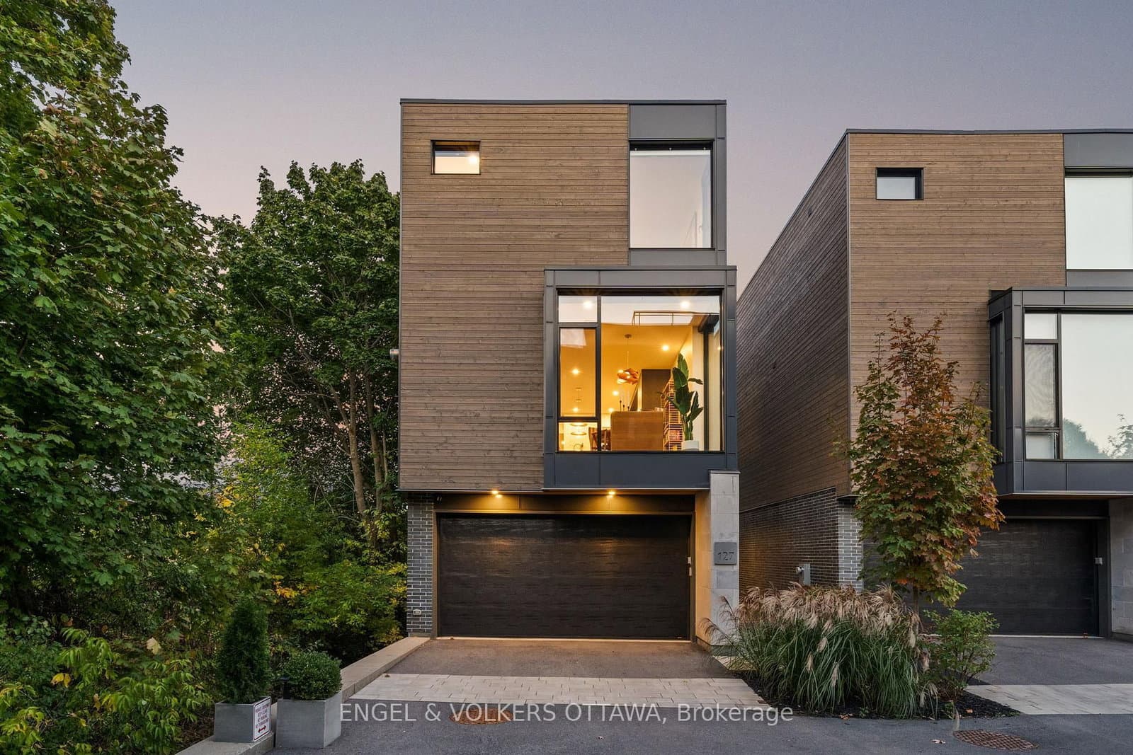 127 Peridot Private, Ottawa, ON