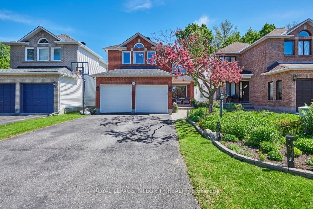 97 Grenadier Way, Ottawa, ON