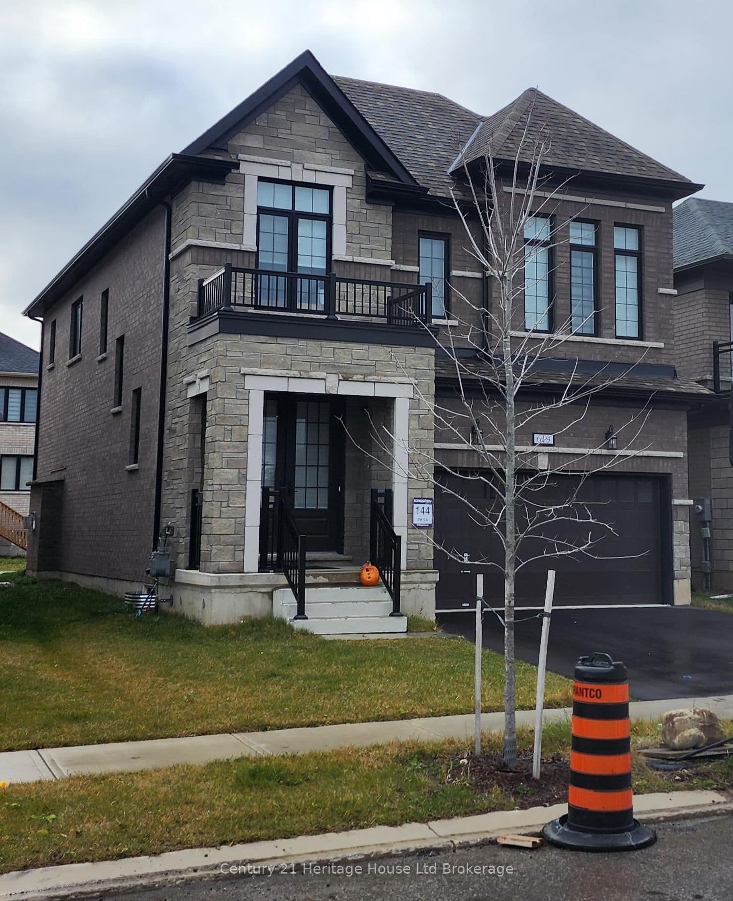 619 Bedi Drive, Woodstock, ON — photo 2