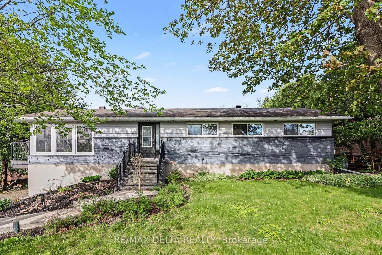 1363 Gerald Street, Ottawa, ON — photo 2