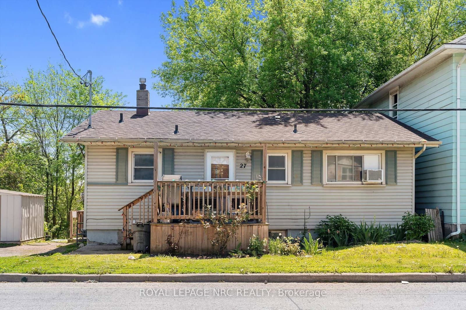 27 Gale Crescent, St. Catharines, ON