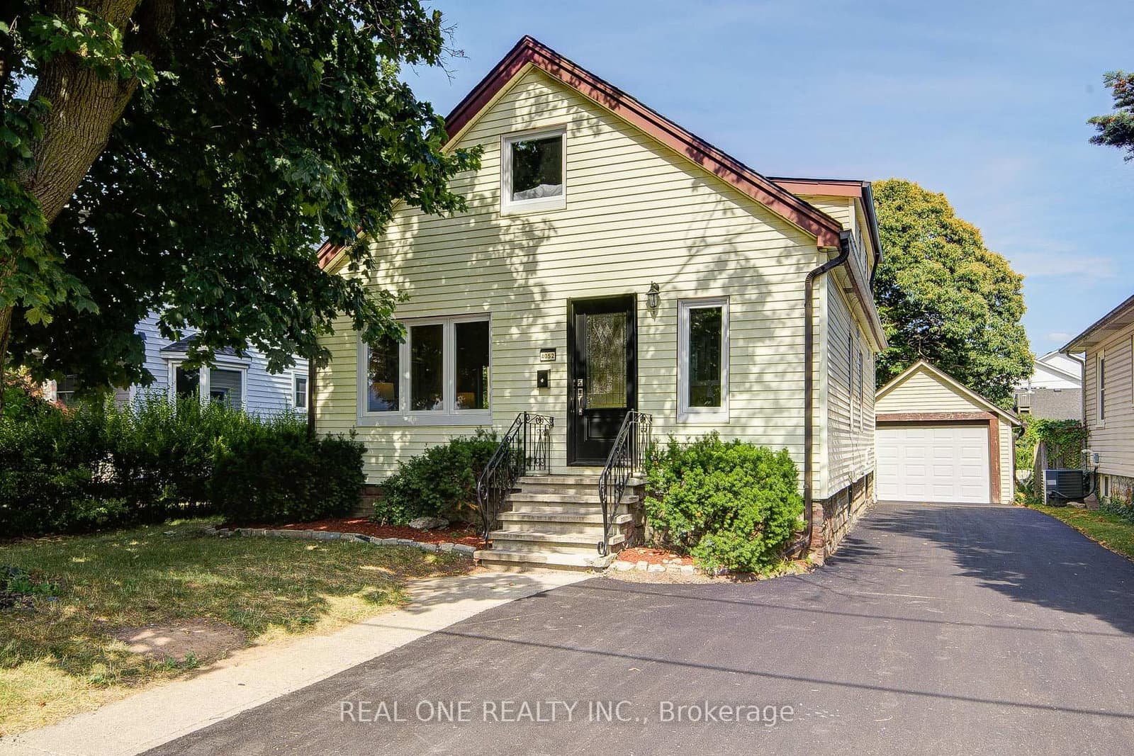 4052 St James Avenue, Niagara Falls, ON