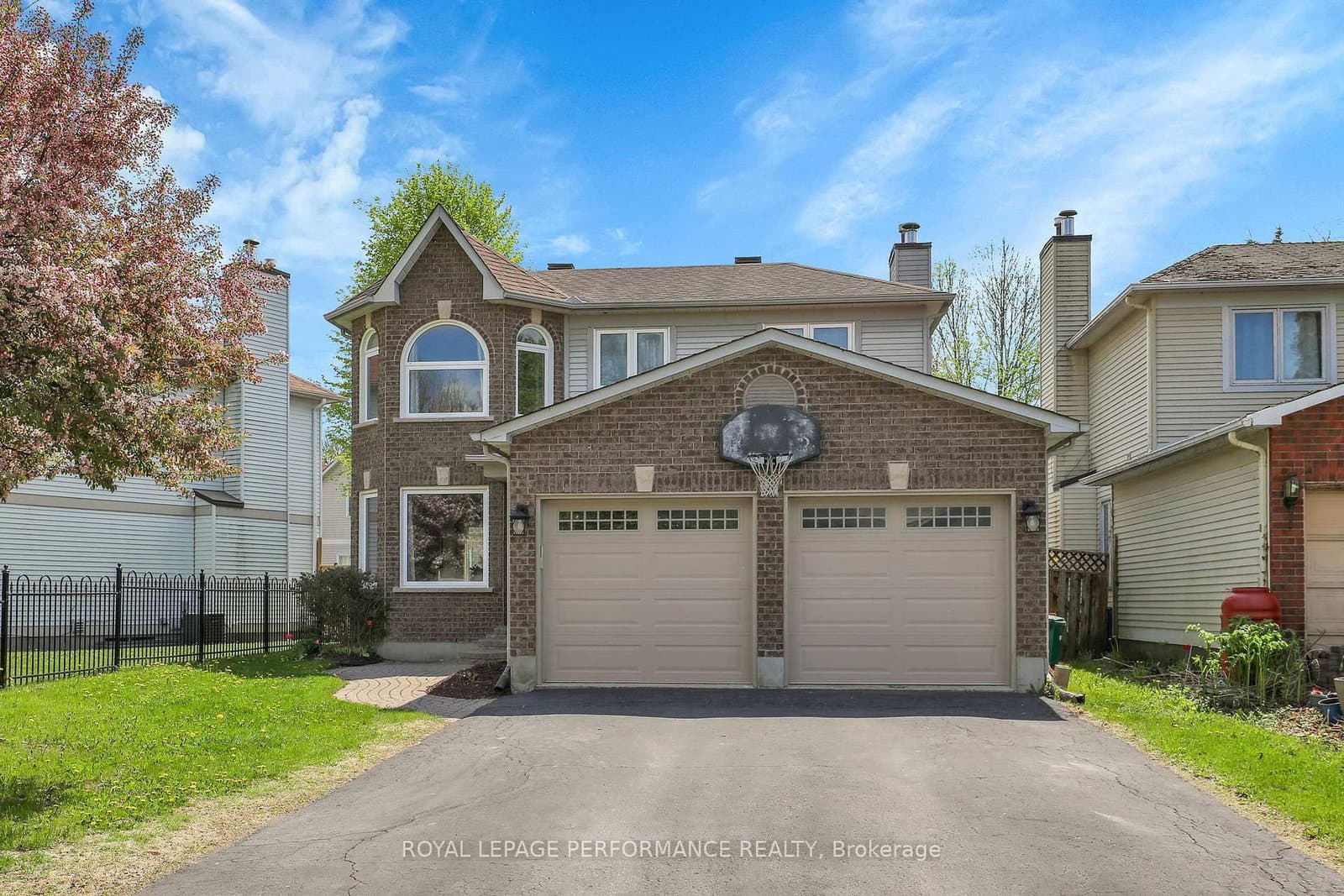 50 Picasso Drive, Ottawa, ON