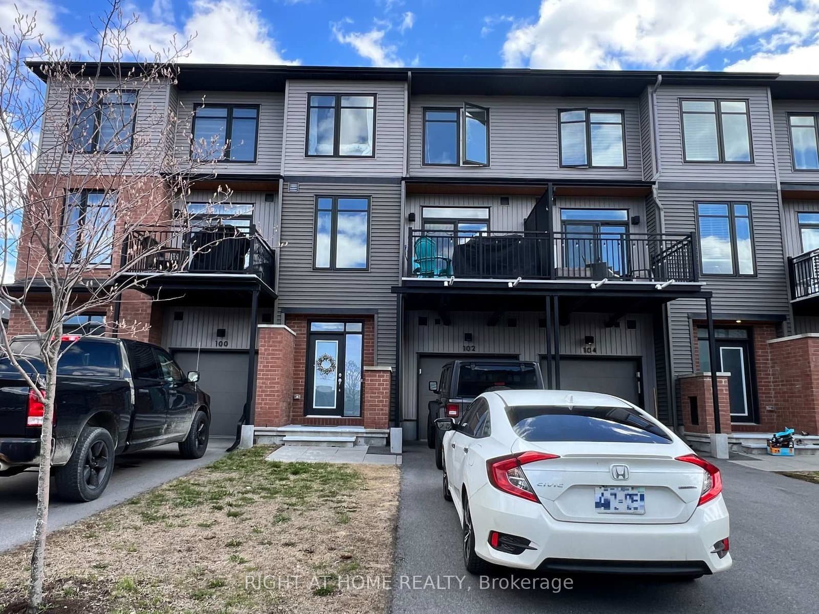102 Visor Pvt Private, Ottawa, ON