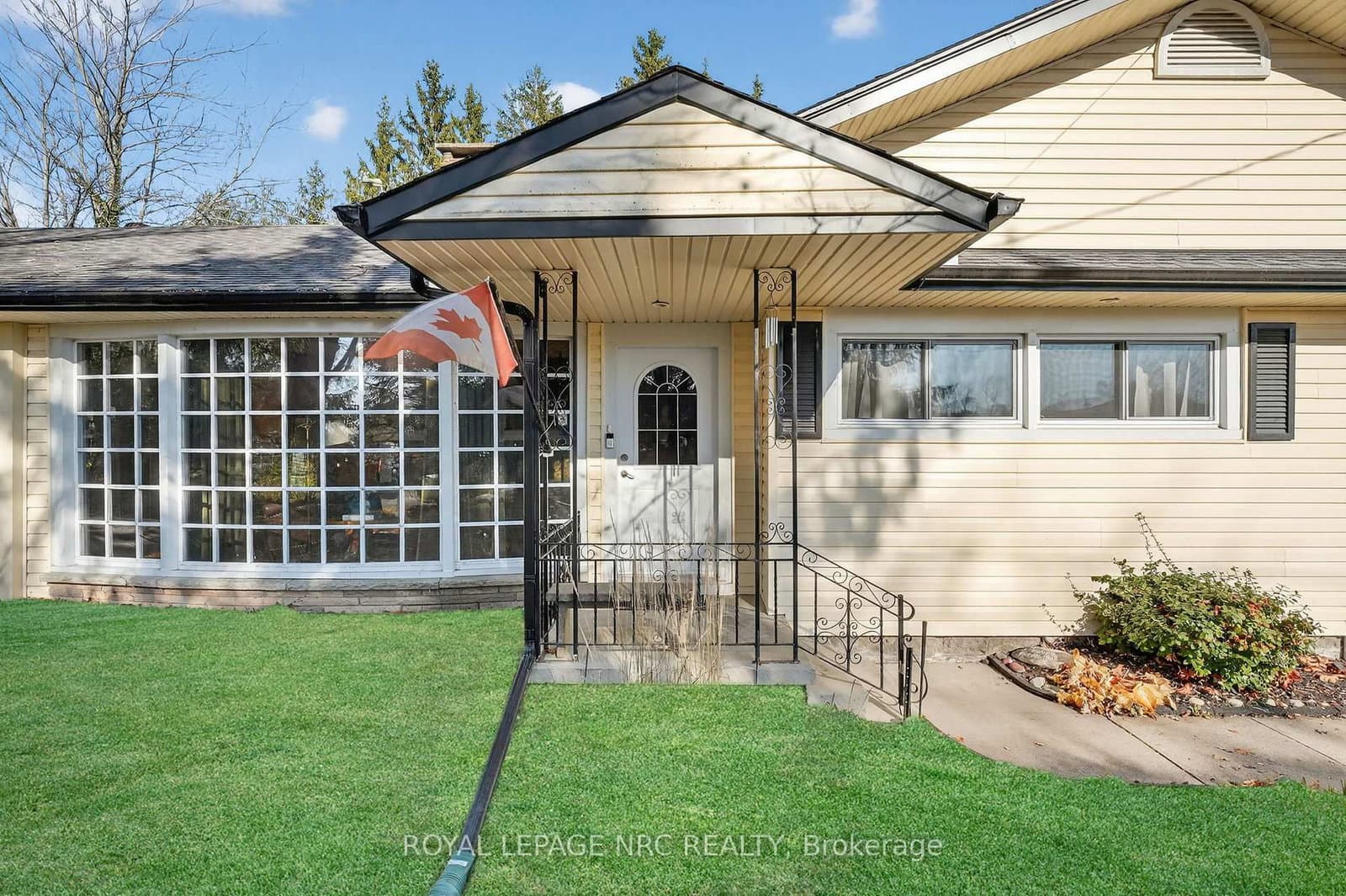 3208 Young Avenue, Fort Erie, ON — photo 3