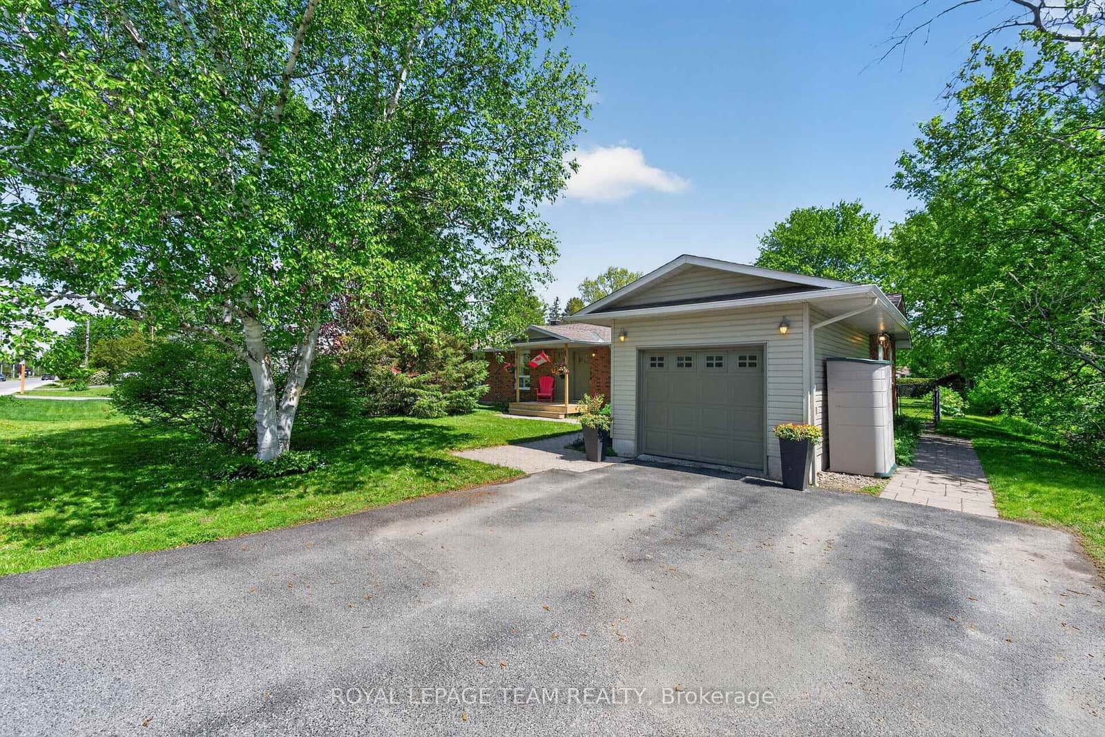46 Fortune Street, Richmond, ON — photo 2