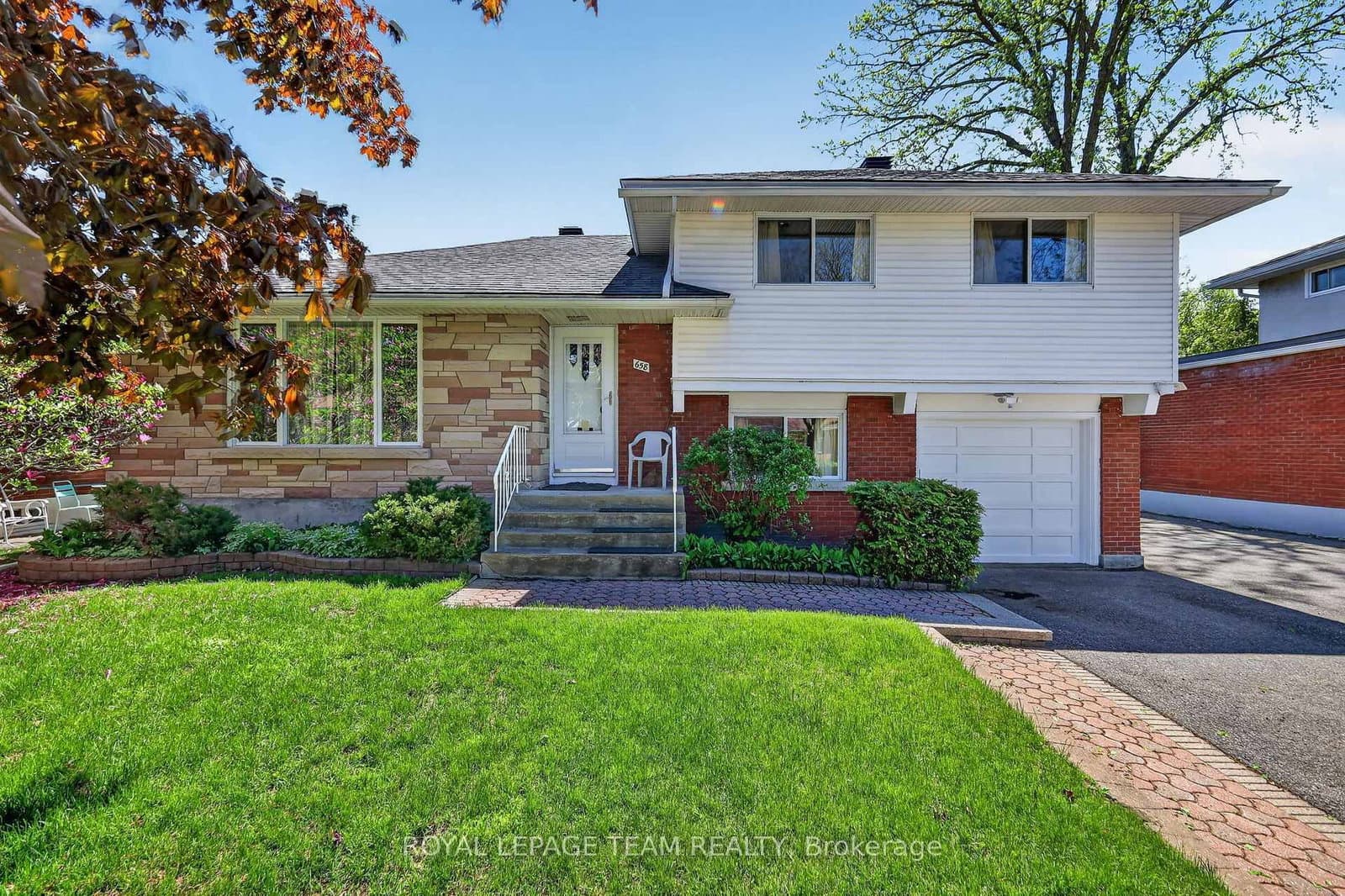 658 Tillbury Avenue, Ottawa, ON