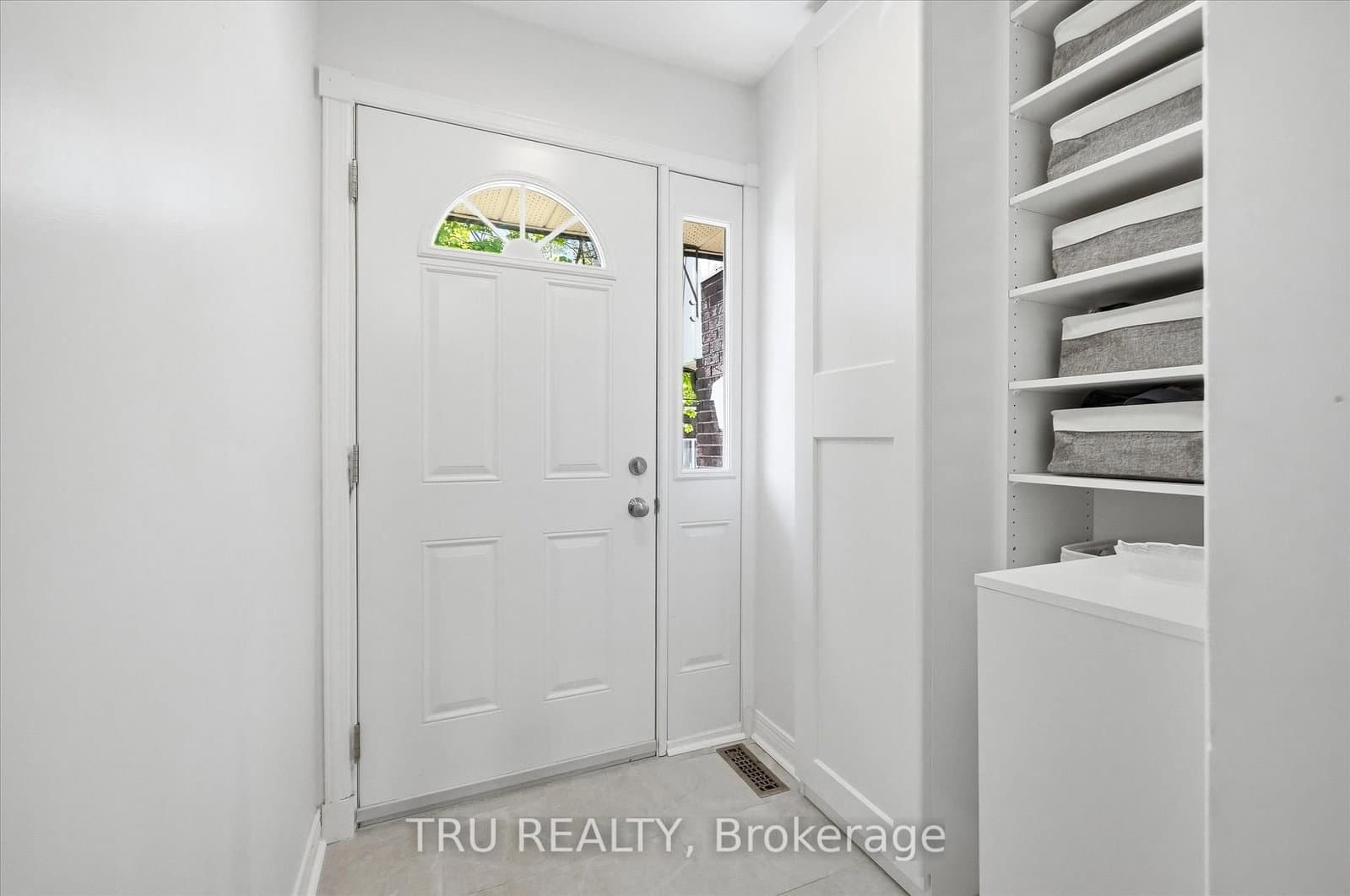13 - 3301 Mccarthy Road, Ottawa, ON — photo 2