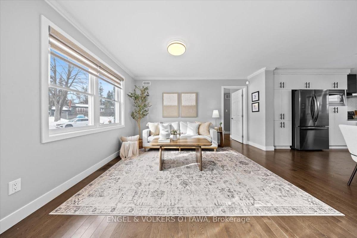 1005 Gold Crescent, Ottawa, ON — photo 3