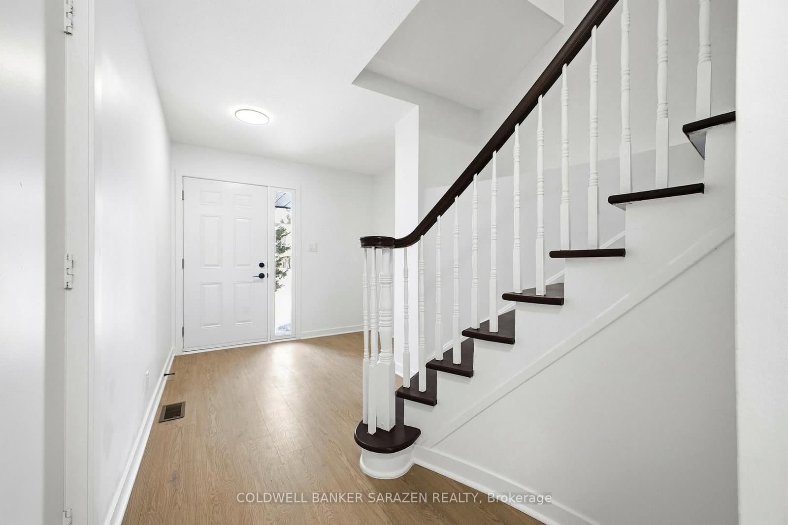 74 Shearer Crescent, Kanata, ON — photo 2