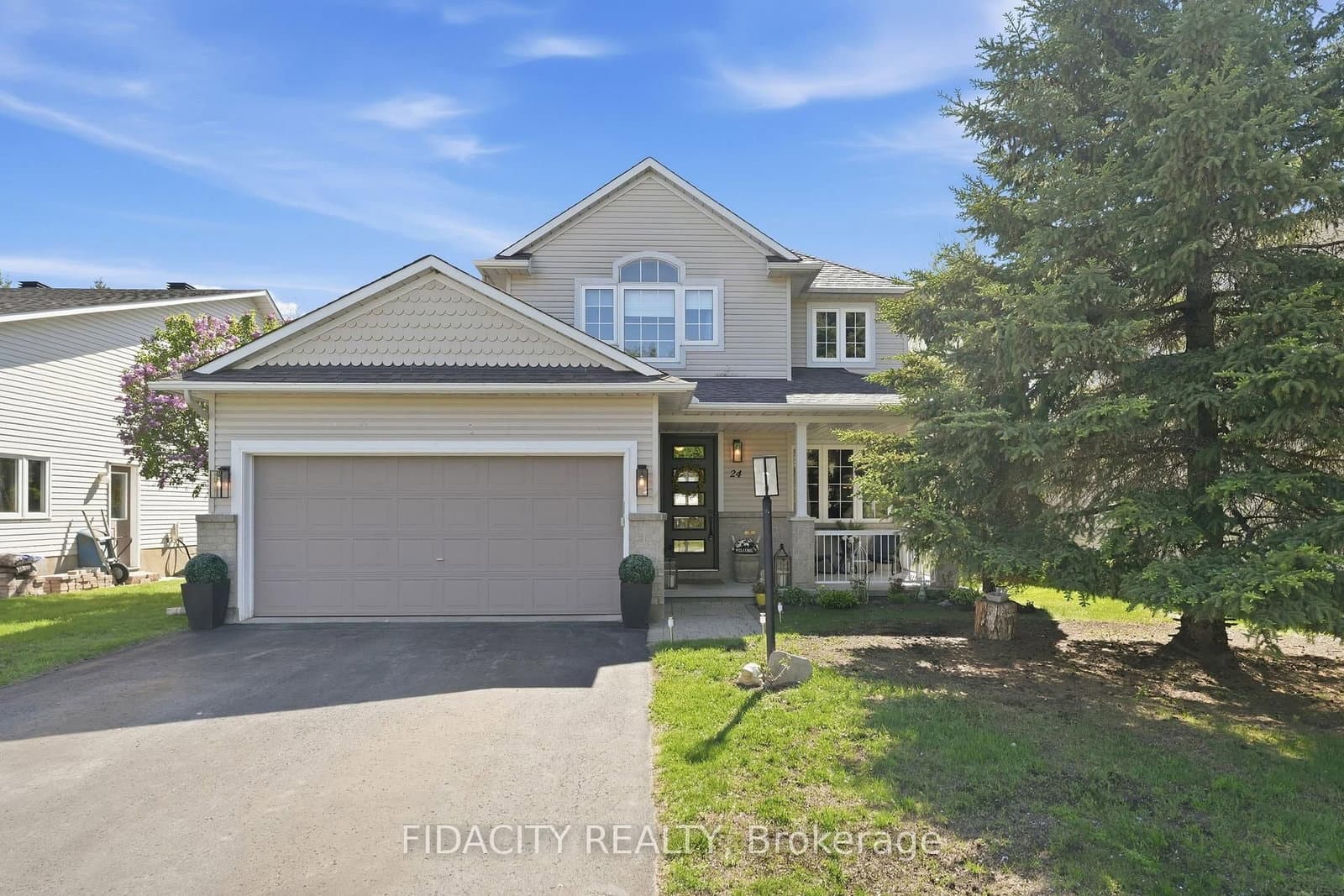 24 Sirocco Crescent, Stittsville, ON