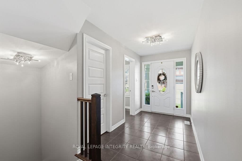 24 PONDHAWK Way, Ottawa, ON — photo 3