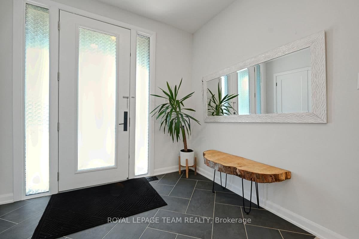 76 Ascari Road, Manotick, ON — photo 3