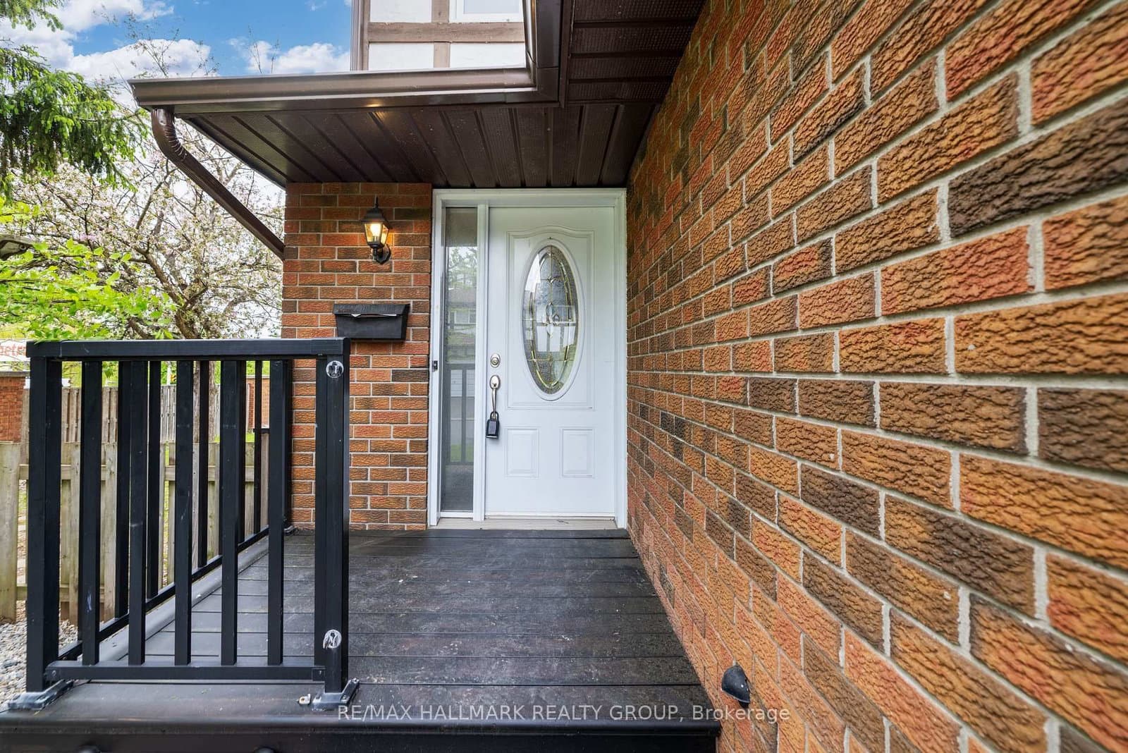 1083 Millwood Court, Orleans, ON — photo 3