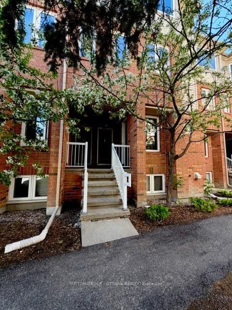 115 Tall Pines Private, Ottawa, ON — photo 2