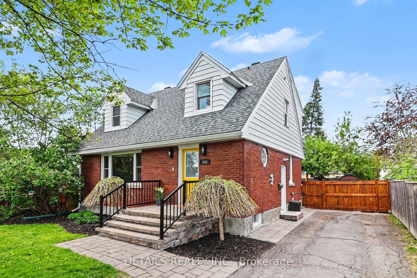 805 Smyth Road, Ottawa, ON — photo 2