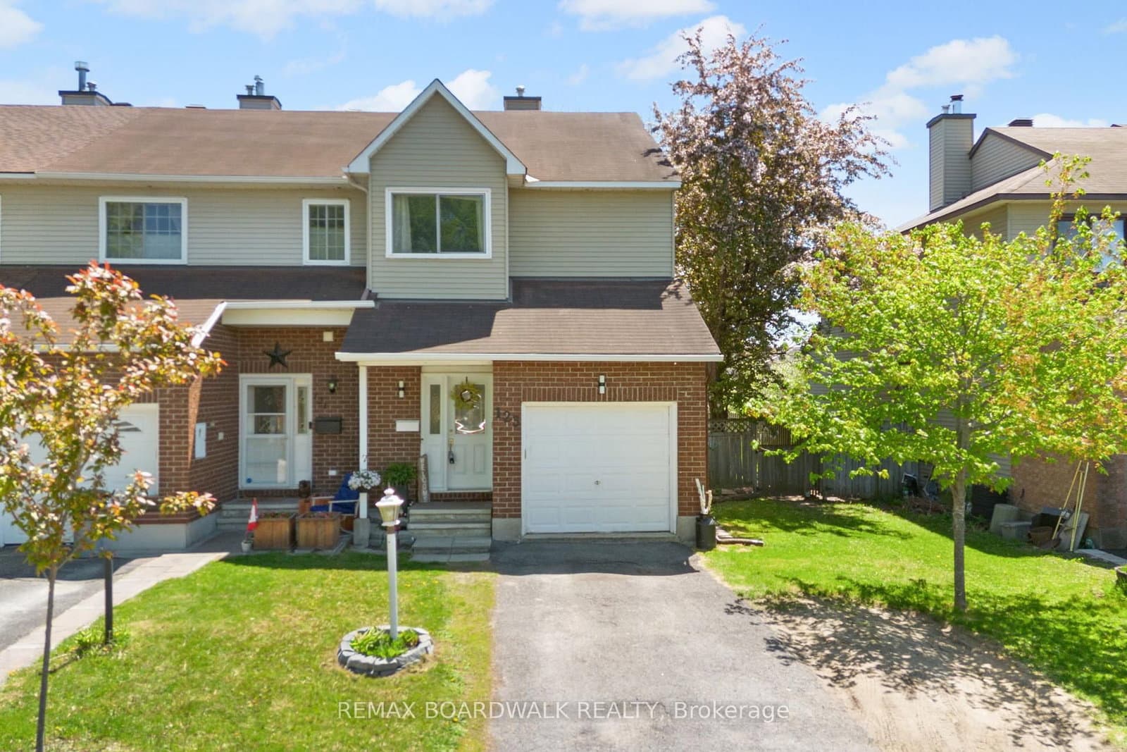 123 Halley Street, Ottawa, ON
