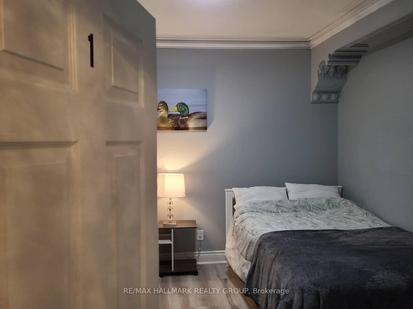 474 SOMERSET Street, Ottawa, ON — photo 3