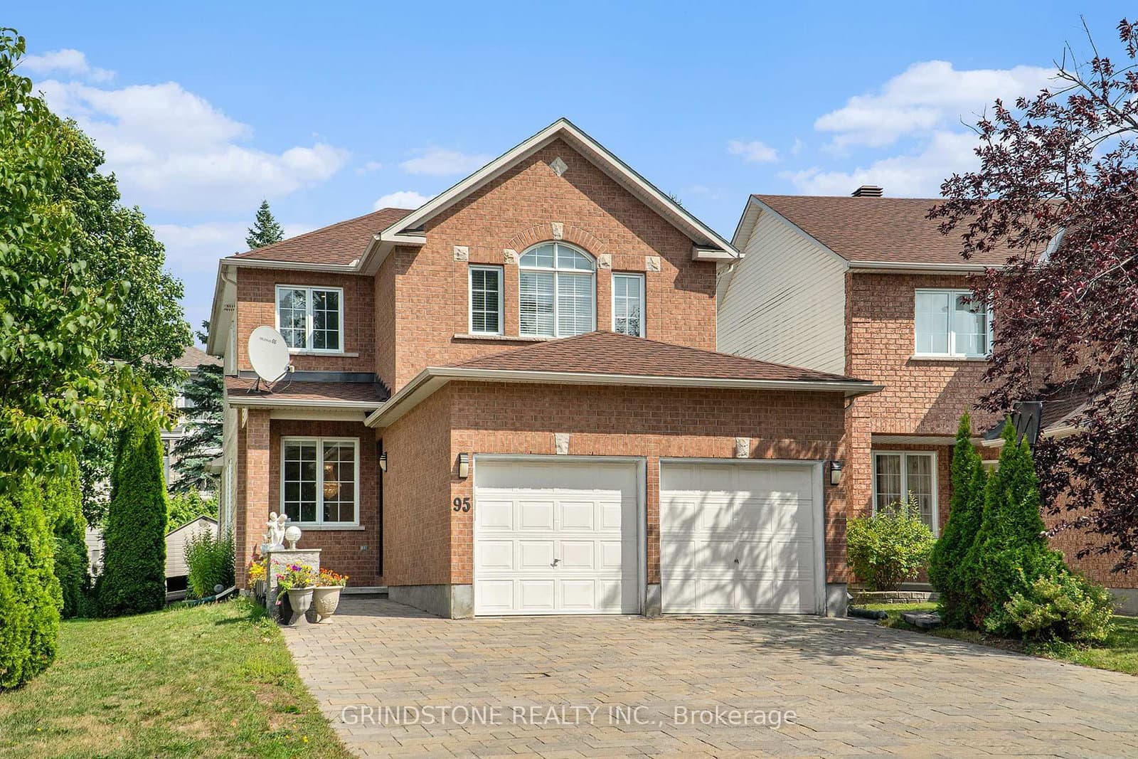 95 Evanshen Crescent, Kanata, ON