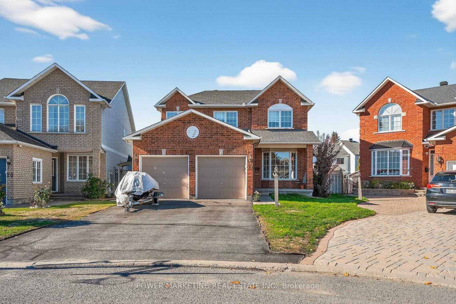 22 - 22 New Deighton Crescent, Ottawa, ON